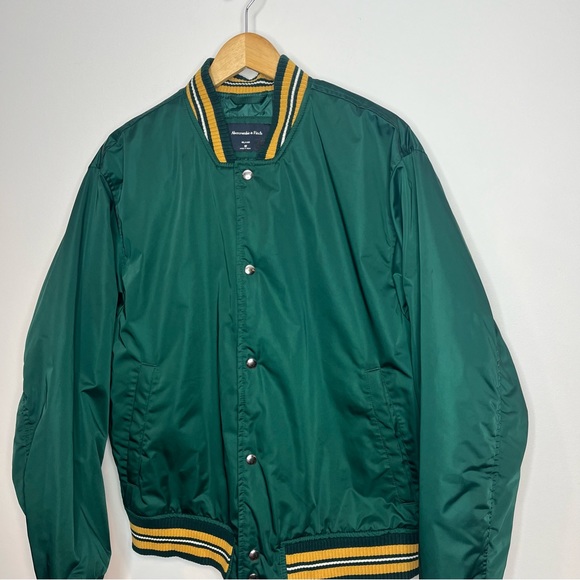 Abercrombie & Fitch Men's Medium Green Varsity Style Bomber Jacket Team Colors - Picture 2 of 11